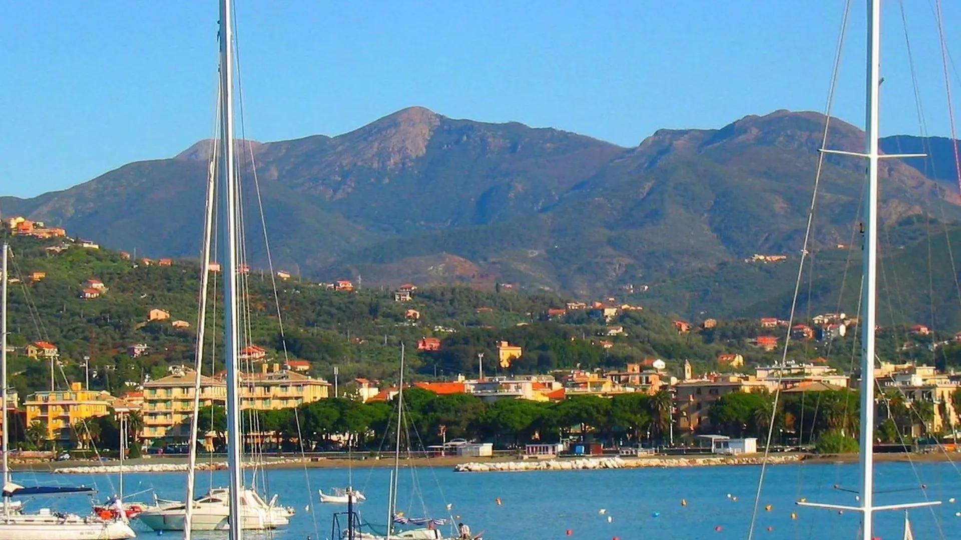 Belvilla By Oyo Gromoletta Casta Italy